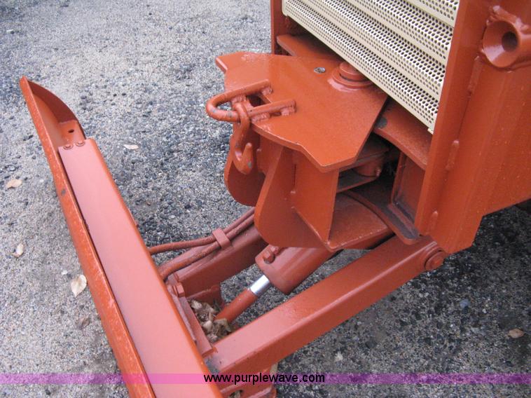 image for item A6017 Ditch Witch 6510 trencher