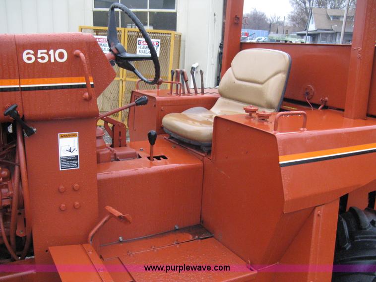 image for item A6017 Ditch Witch 6510 trencher