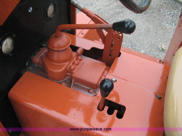 image for item A6017 Ditch Witch 6510 trencher