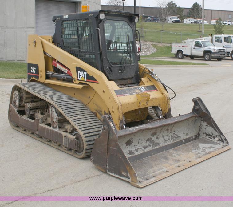 image for item A6555 2003 Caterpillar 277 skid steer