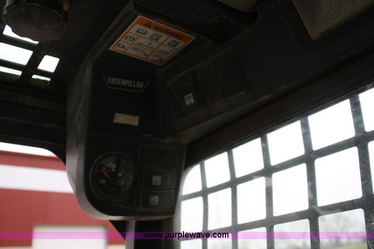 image for item A6555 2003 Caterpillar 277 skid steer