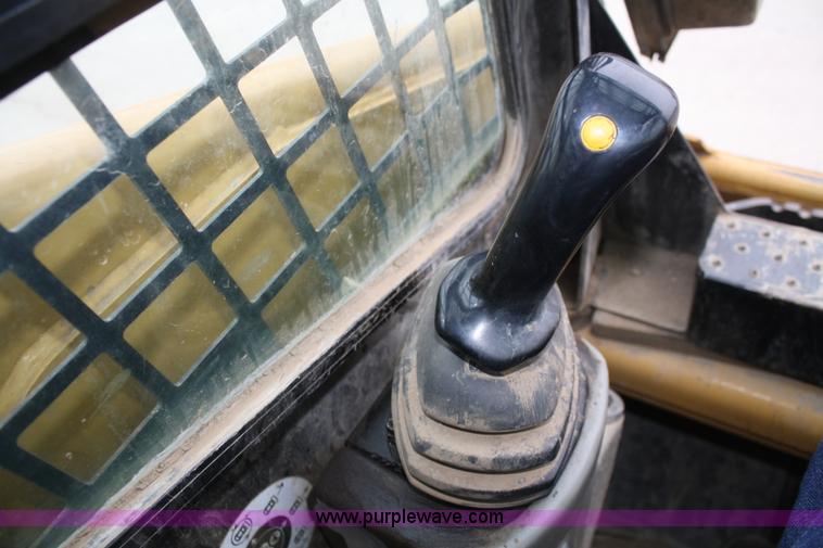 image for item A6555 2003 Caterpillar 277 skid steer
