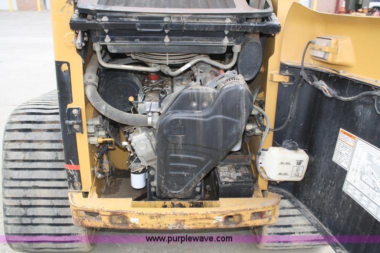 image for item A6555 2003 Caterpillar 277 skid steer