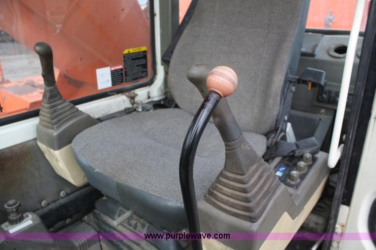 image for item A6577 1998 Daewoo Solar SL330-III excavator