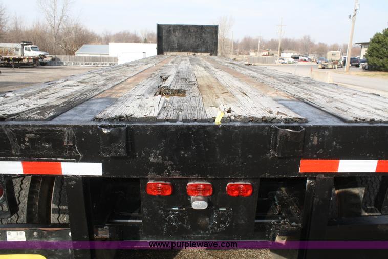 image for item A6578 1978 Miller 40' flatbed trailer