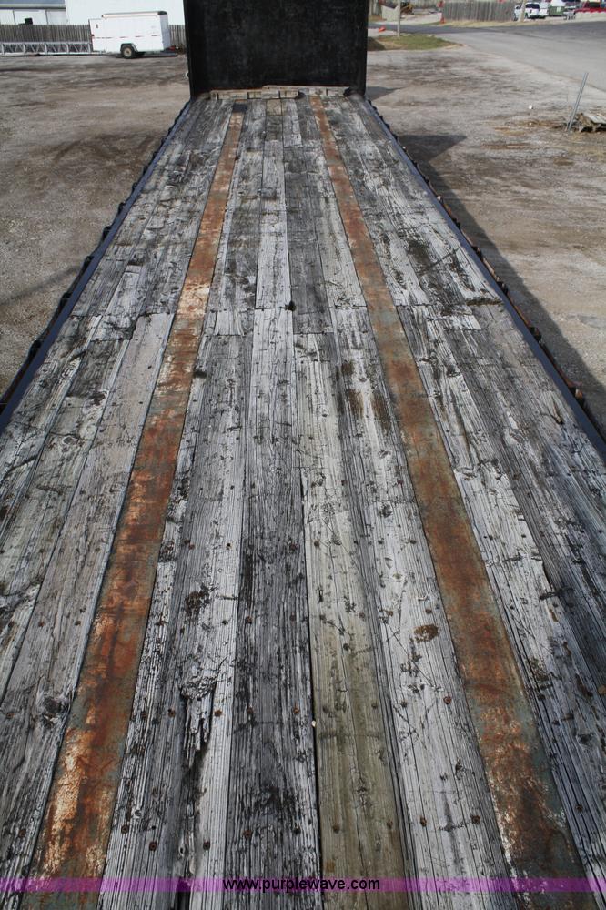 image for item A6578 1978 Miller 40' flatbed trailer