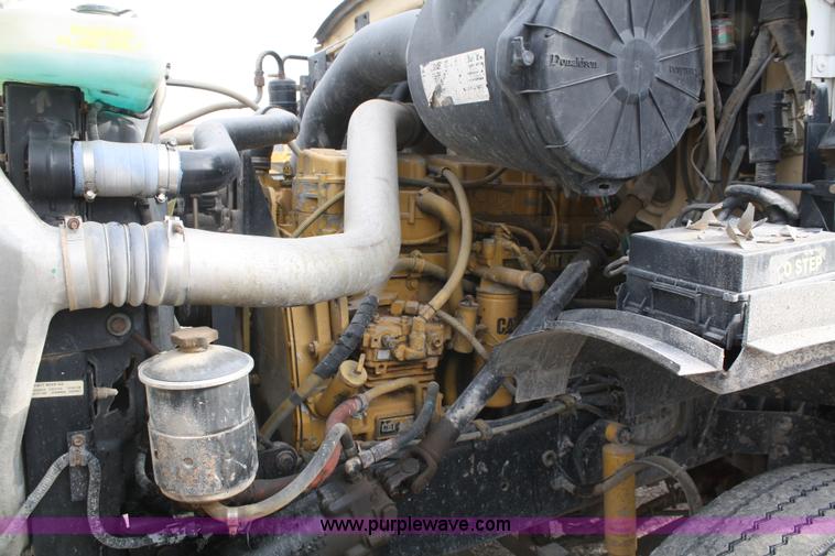 image for item A6579 2001 Sterling A9500 semi truck