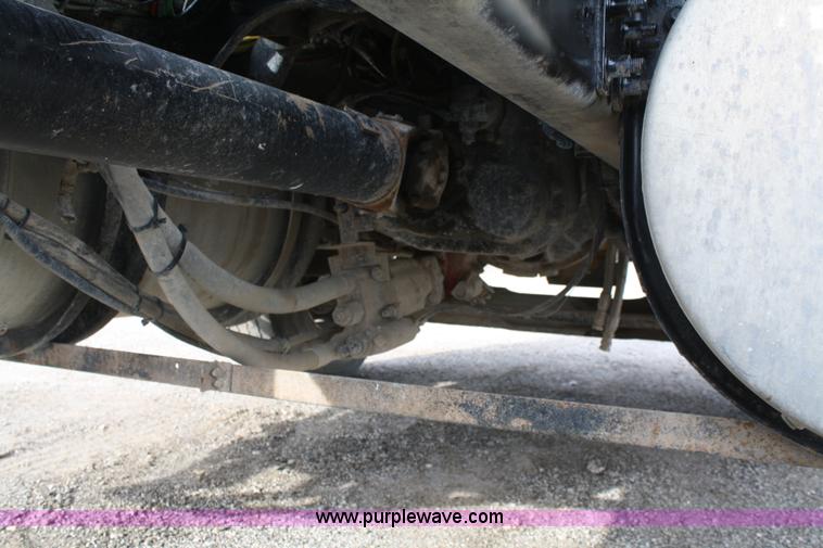 image for item A6579 2001 Sterling A9500 semi truck