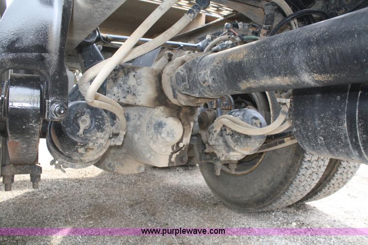 image for item A6579 2001 Sterling A9500 semi truck