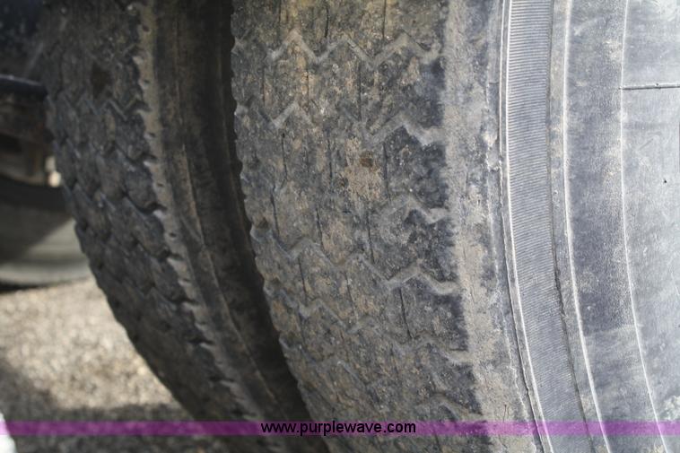 image for item A6579 2001 Sterling A9500 semi truck