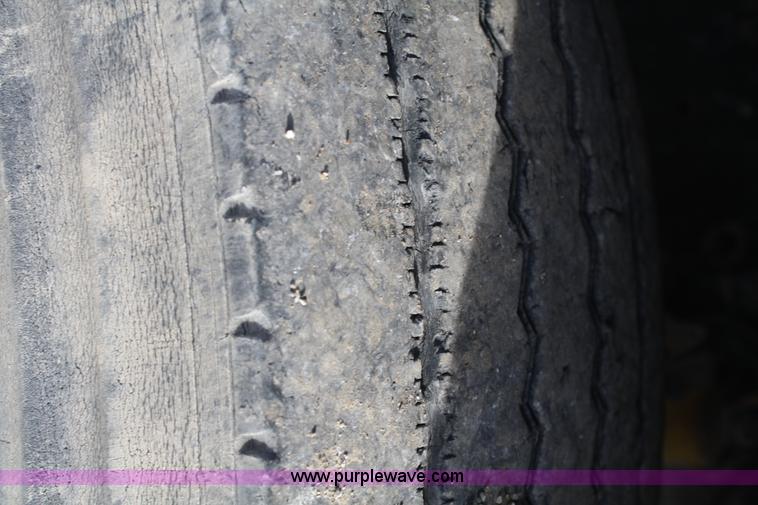 image for item A6579 2001 Sterling A9500 semi truck