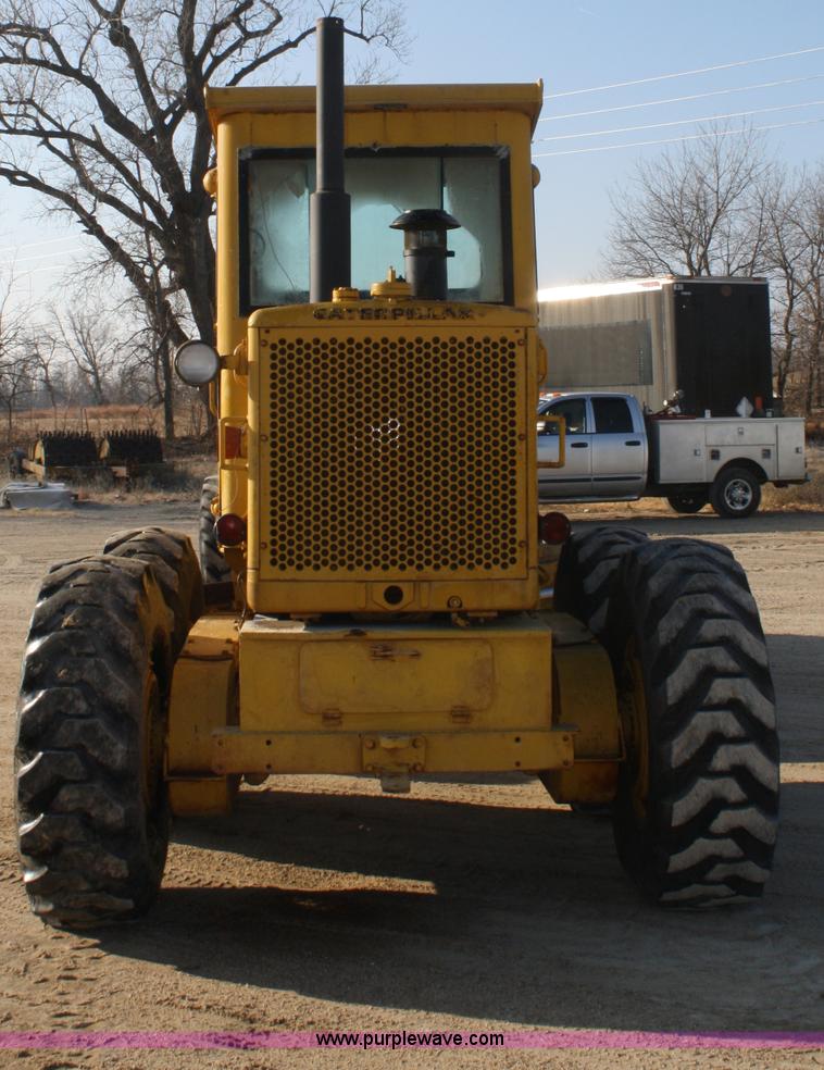 image for item A6590 1971 Caterpillar 14E motor grader