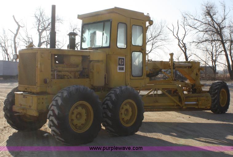 image for item A6590 1971 Caterpillar 14E motor grader
