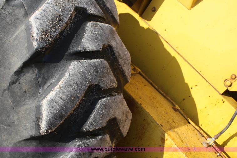 image for item A6590 1971 Caterpillar 14E motor grader