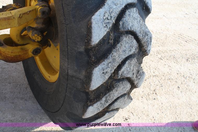 image for item A6590 1971 Caterpillar 14E motor grader