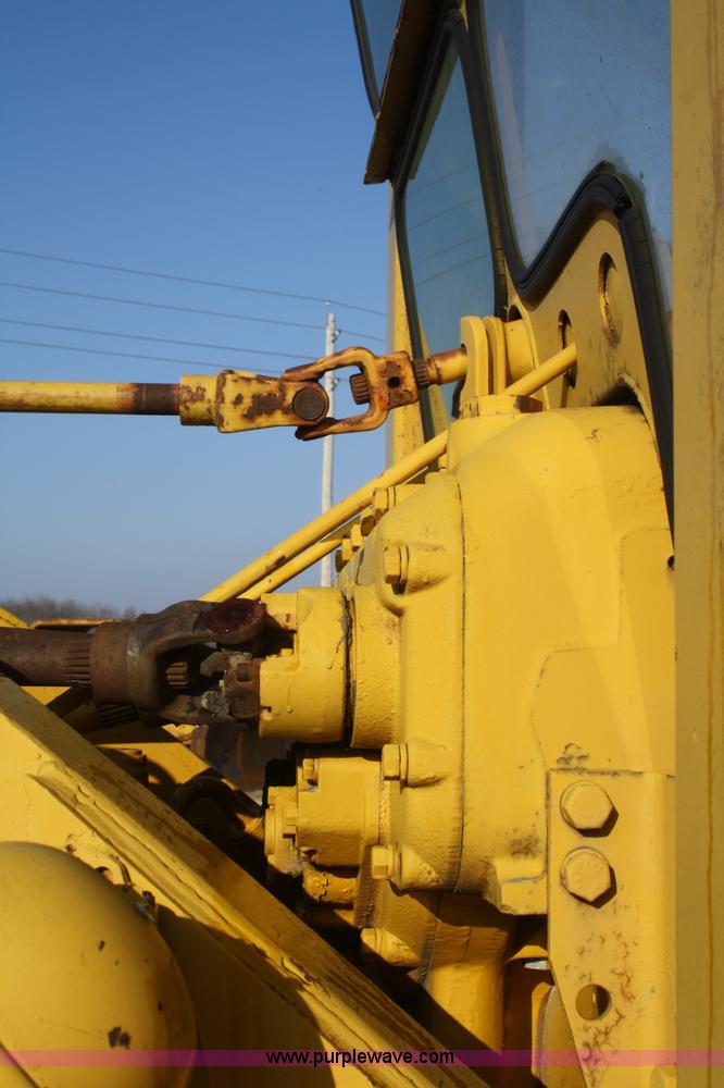 image for item A6590 1971 Caterpillar 14E motor grader