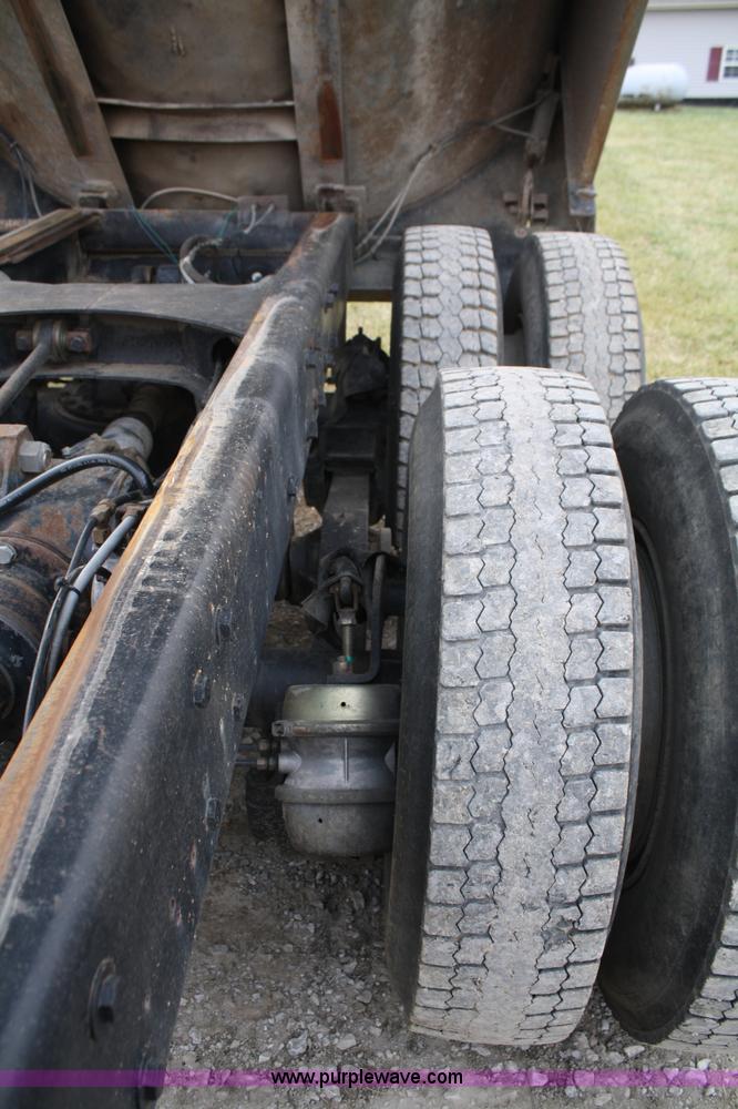 image for item A6591 1978 Mack dump truck