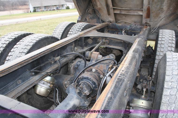 image for item A6591 1978 Mack dump truck