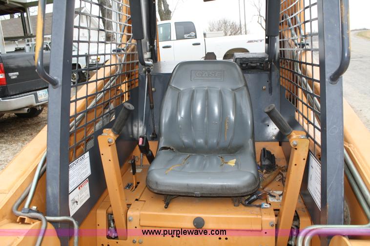 image for item A6601 2000 Case 1840 skid steer