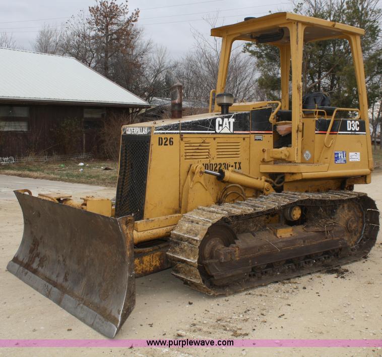 image for item A6602 1995 Caterpillar D3C Series III dozer