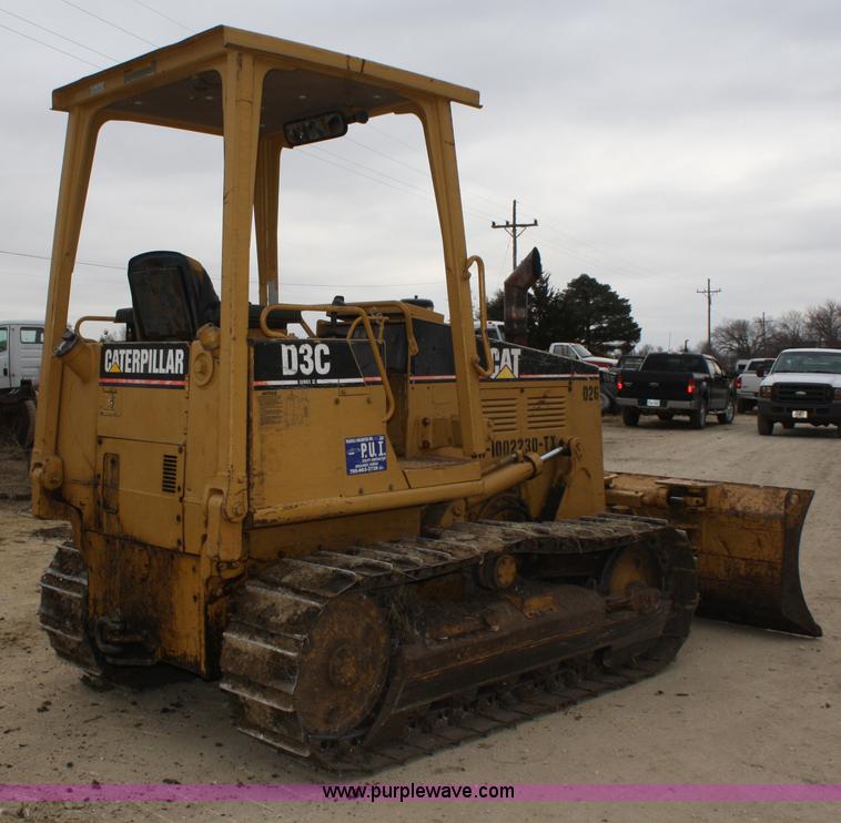 image for item A6602 1995 Caterpillar D3C Series III dozer
