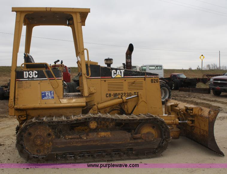 image for item A6602 1995 Caterpillar D3C Series III dozer