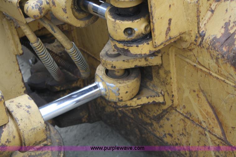 image for item A6602 1995 Caterpillar D3C Series III dozer