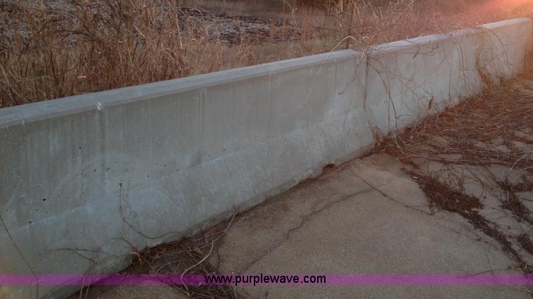 image for item B2143 (14) concrete road barriers