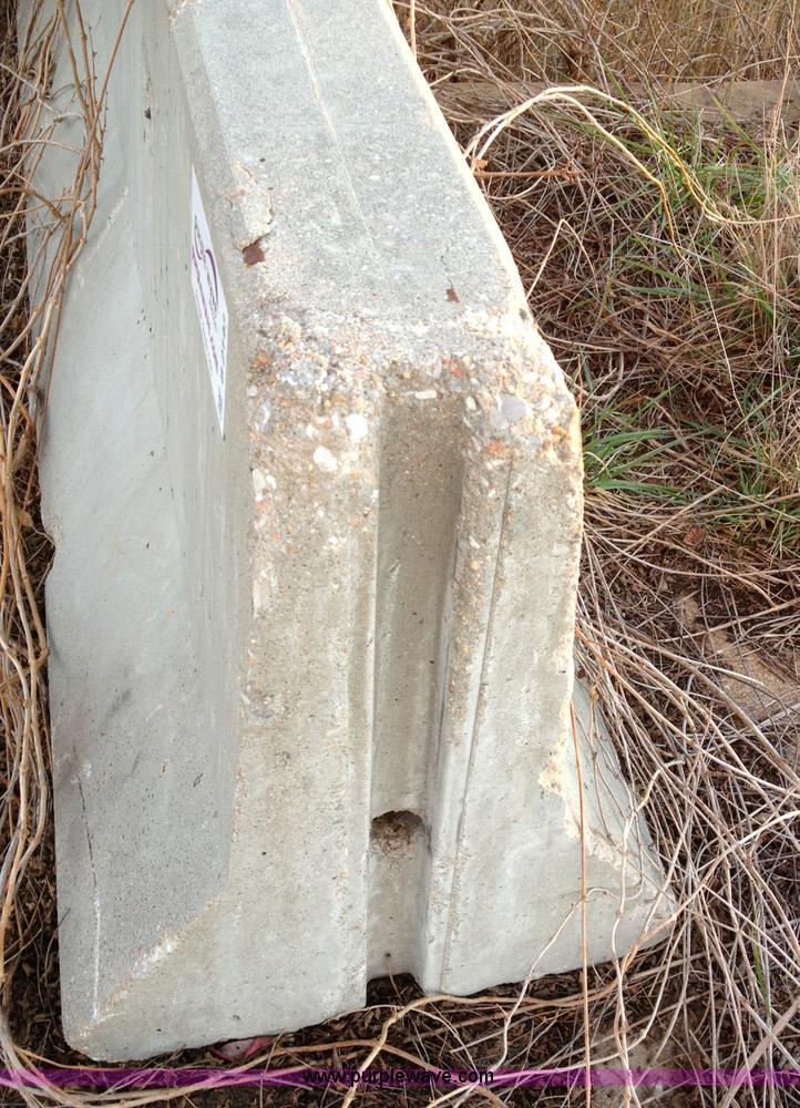 image for item B2143 (14) concrete road barriers
