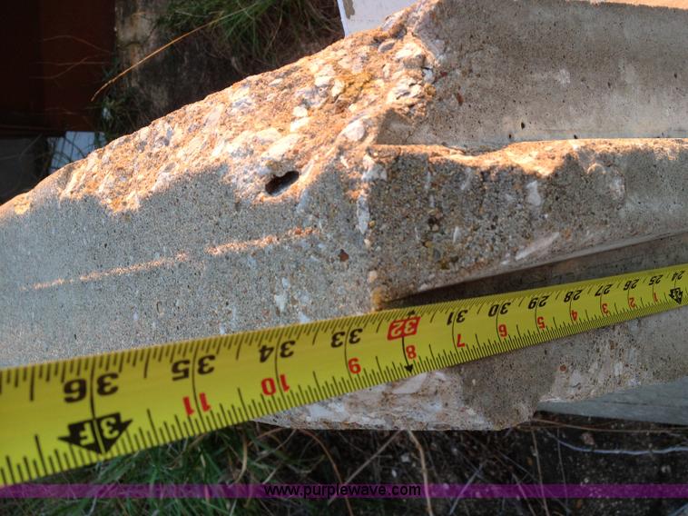 image for item B2143 (14) concrete road barriers