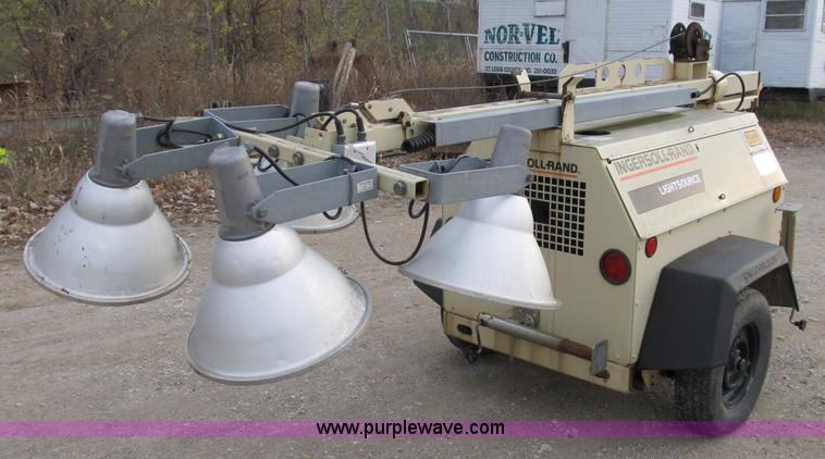 image for item B2554 1998 Ingersoll Rand Lightsource portable light tower