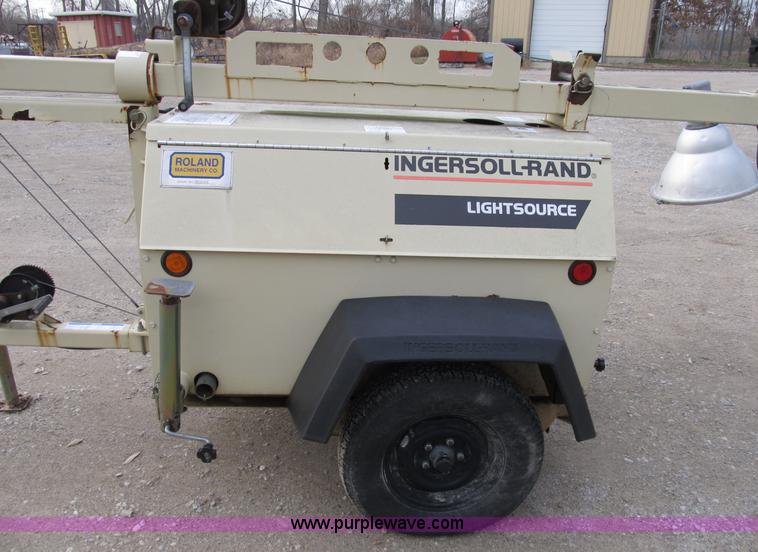 image for item B2554 1998 Ingersoll Rand Lightsource portable light tower