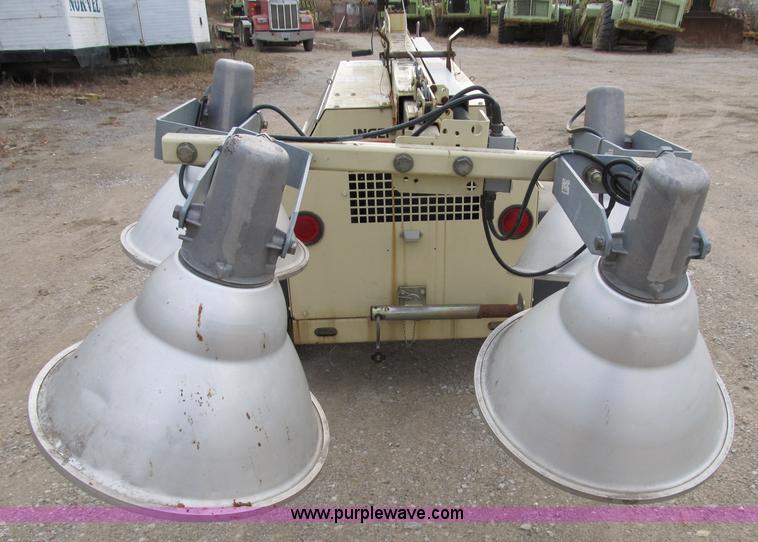 image for item B2554 1998 Ingersoll Rand Lightsource portable light tower