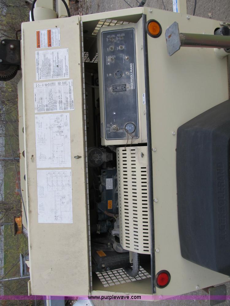 image for item B2554 1998 Ingersoll Rand Lightsource portable light tower