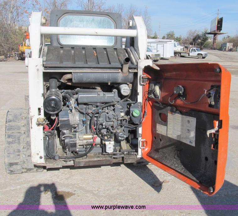 image for item B2555 2005 Bobcat T190 Turbo track skid steer