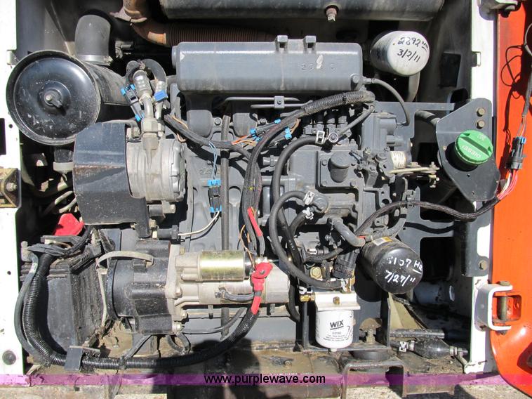 image for item B2555 2005 Bobcat T190 Turbo track skid steer