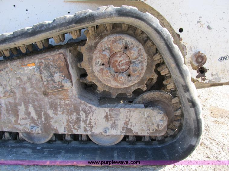 image for item B2555 2005 Bobcat T190 Turbo track skid steer