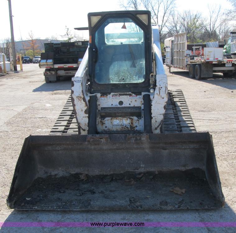image for item B2556 2004 Bobcat T300 Turbo track skid steer