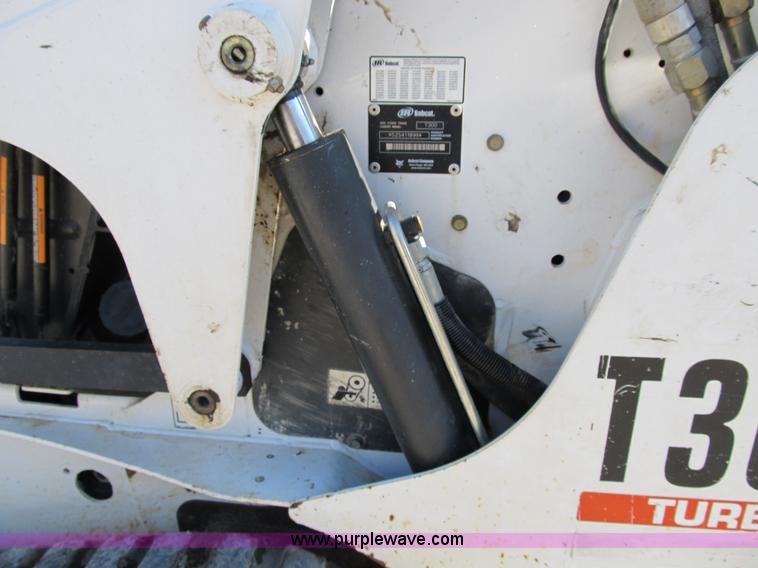 image for item B2556 2004 Bobcat T300 Turbo track skid steer