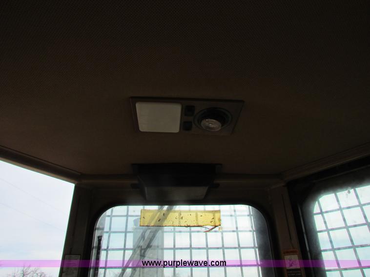 image for item B7035 1998 John Deere 850C dozer