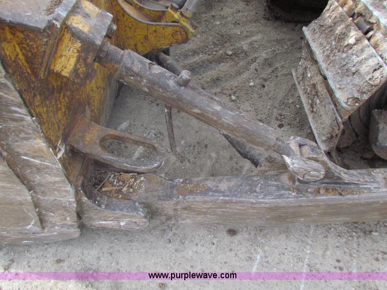 image for item B7035 1998 John Deere 850C dozer