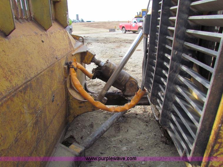 image for item B7035 1998 John Deere 850C dozer