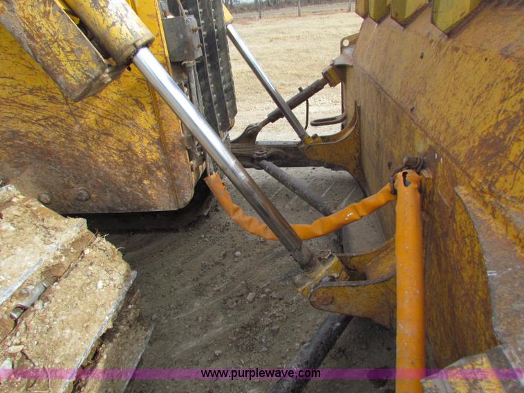 image for item B7035 1998 John Deere 850C dozer