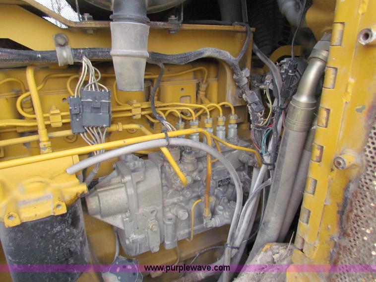 image for item B7035 1998 John Deere 850C dozer