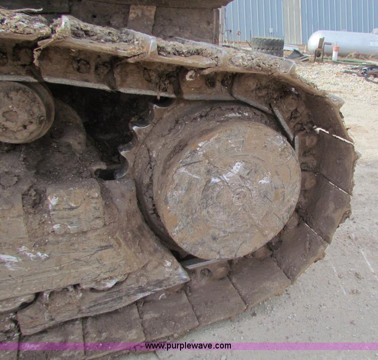 image for item B7035 1998 John Deere 850C dozer