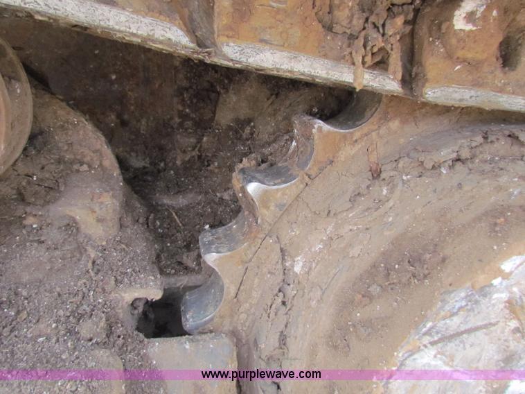 image for item B7035 1998 John Deere 850C dozer