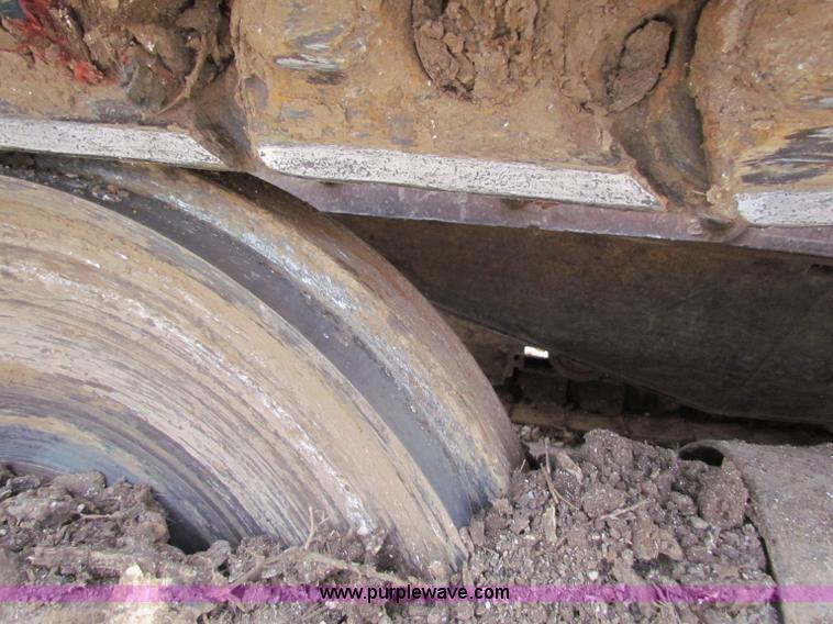 image for item B7035 1998 John Deere 850C dozer