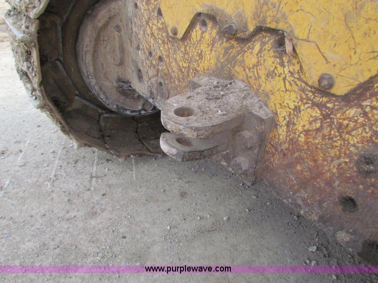 image for item B7035 1998 John Deere 850C dozer