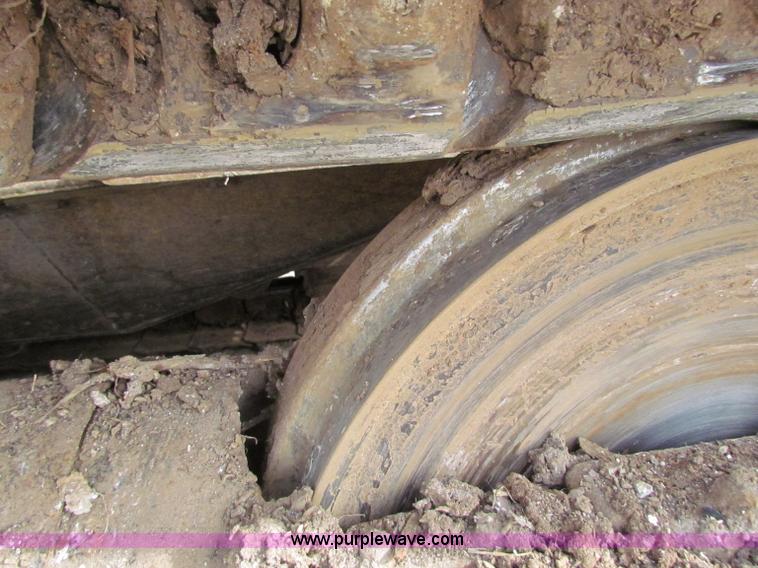 image for item B7035 1998 John Deere 850C dozer