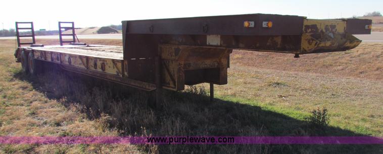 image for item B7036 1976 Aztec 30 ton equipment trailer
